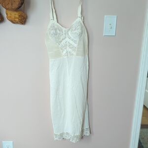 Vintage Elegant Cream Lace Slip Dress
